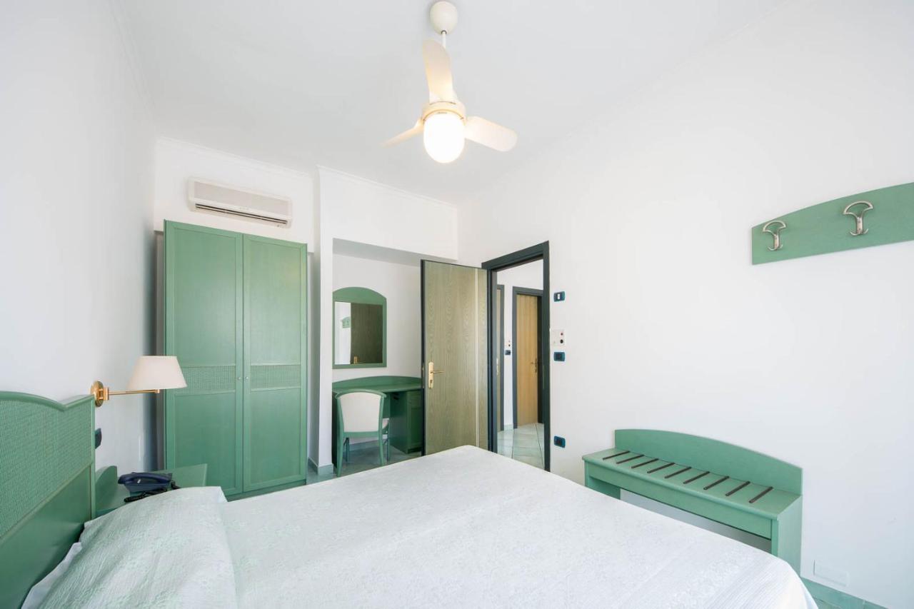 La Residenza Aparthotel Maiori Buitenkant foto