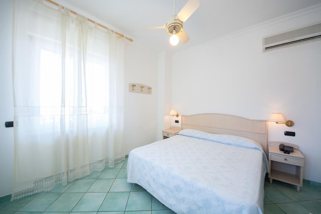 La Residenza Aparthotel Maiori Buitenkant foto