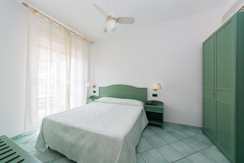 La Residenza Aparthotel Maiori Buitenkant foto